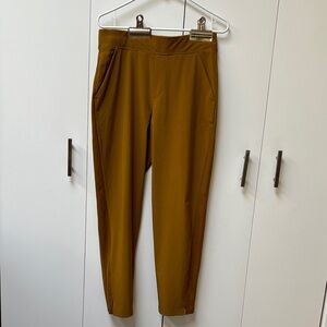 Women’s Athleta Brooklyn Mid Rise Ankle pants